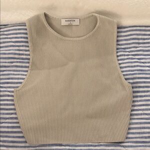 Aritiza Babaton Ribbed Beige Crop Top